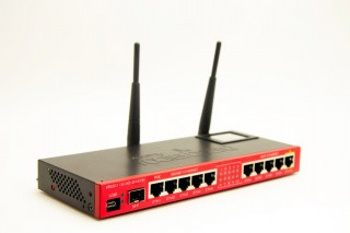 MikroTik RB2011UiAS Router